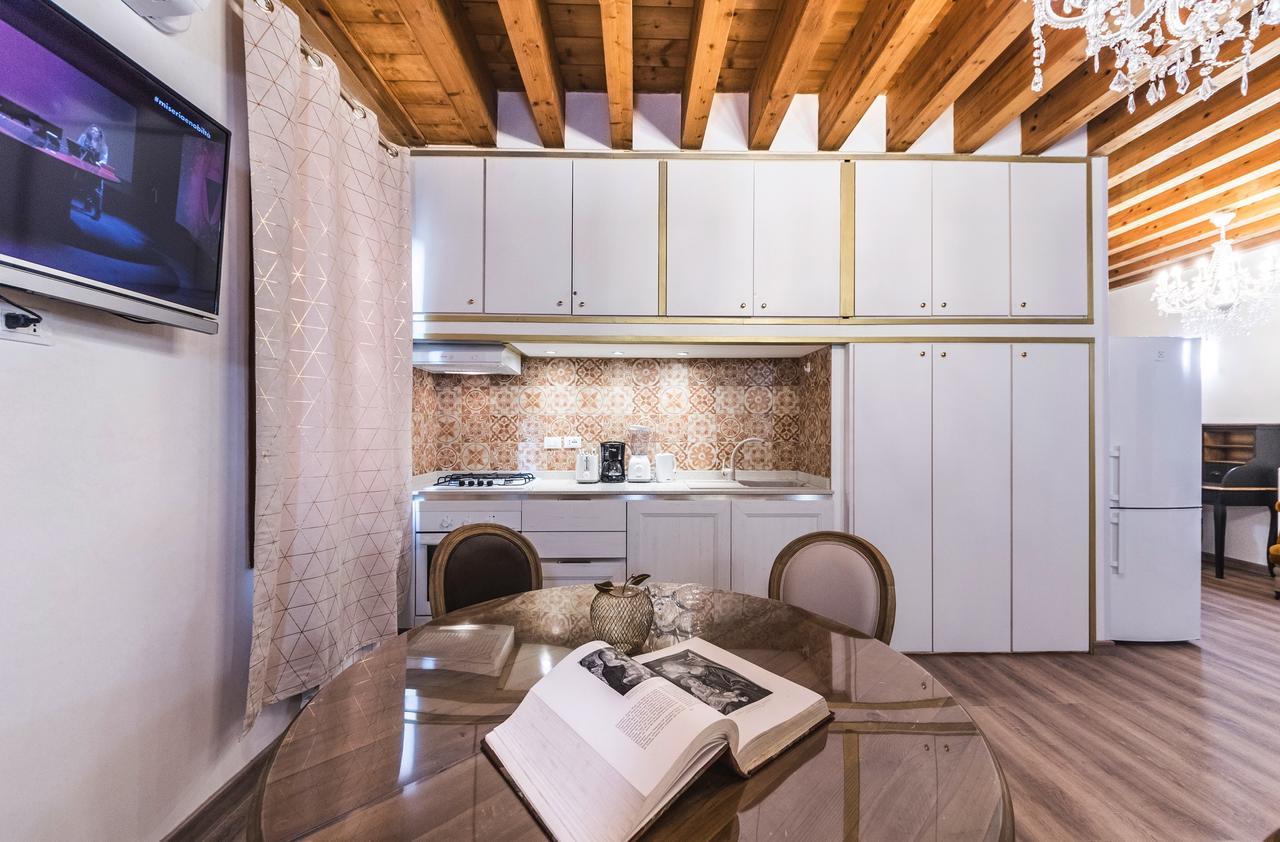 Ca' Teatro Vecchio Apartment Venice Exterior photo